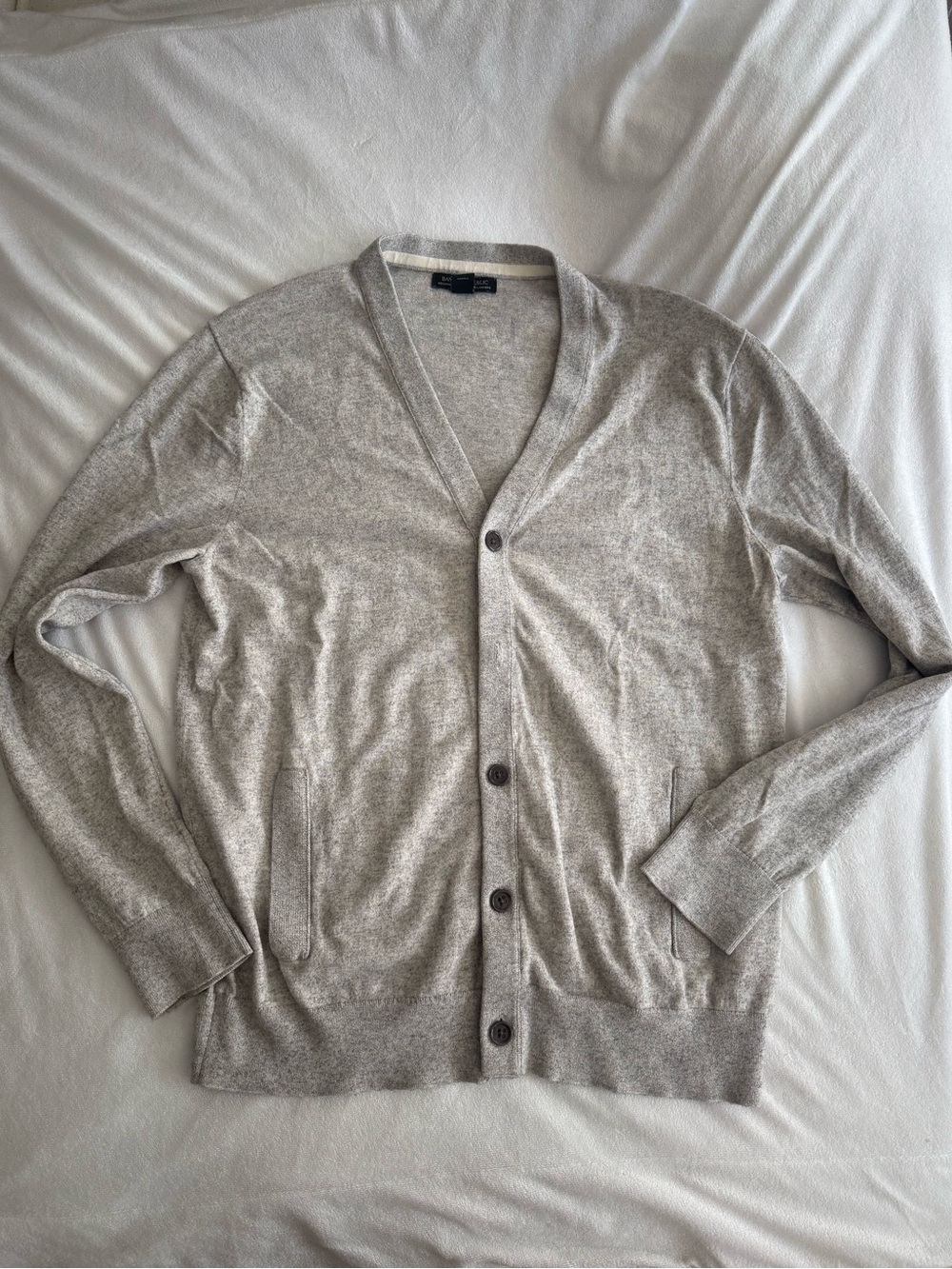 Banana Republic Men’s Heather Light Gray V-Neck Button Cardigan
